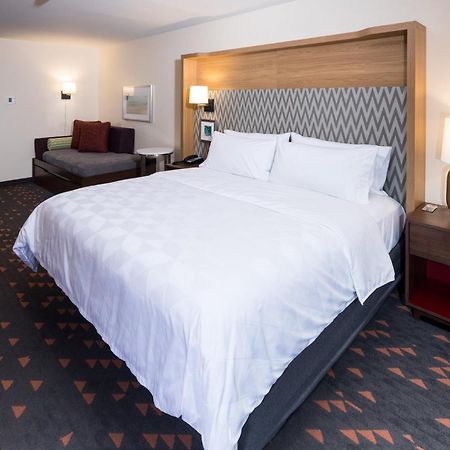 Holiday Inn & Suites Detroit - Troy By Ihg Dış mekan fotoğraf