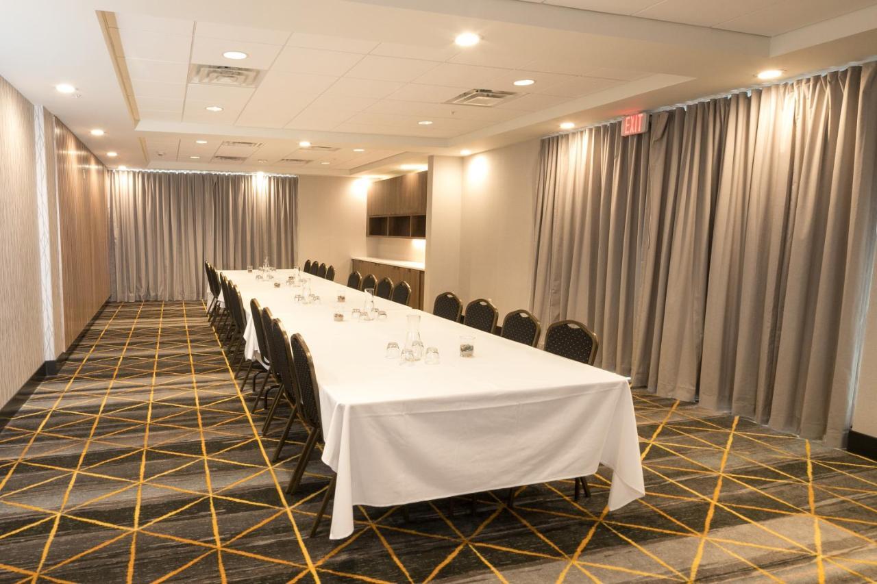 Holiday Inn & Suites Detroit - Troy By Ihg Dış mekan fotoğraf