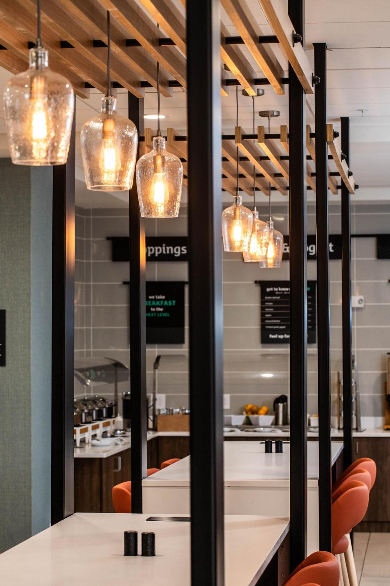 Holiday Inn & Suites Detroit - Troy By Ihg Dış mekan fotoğraf